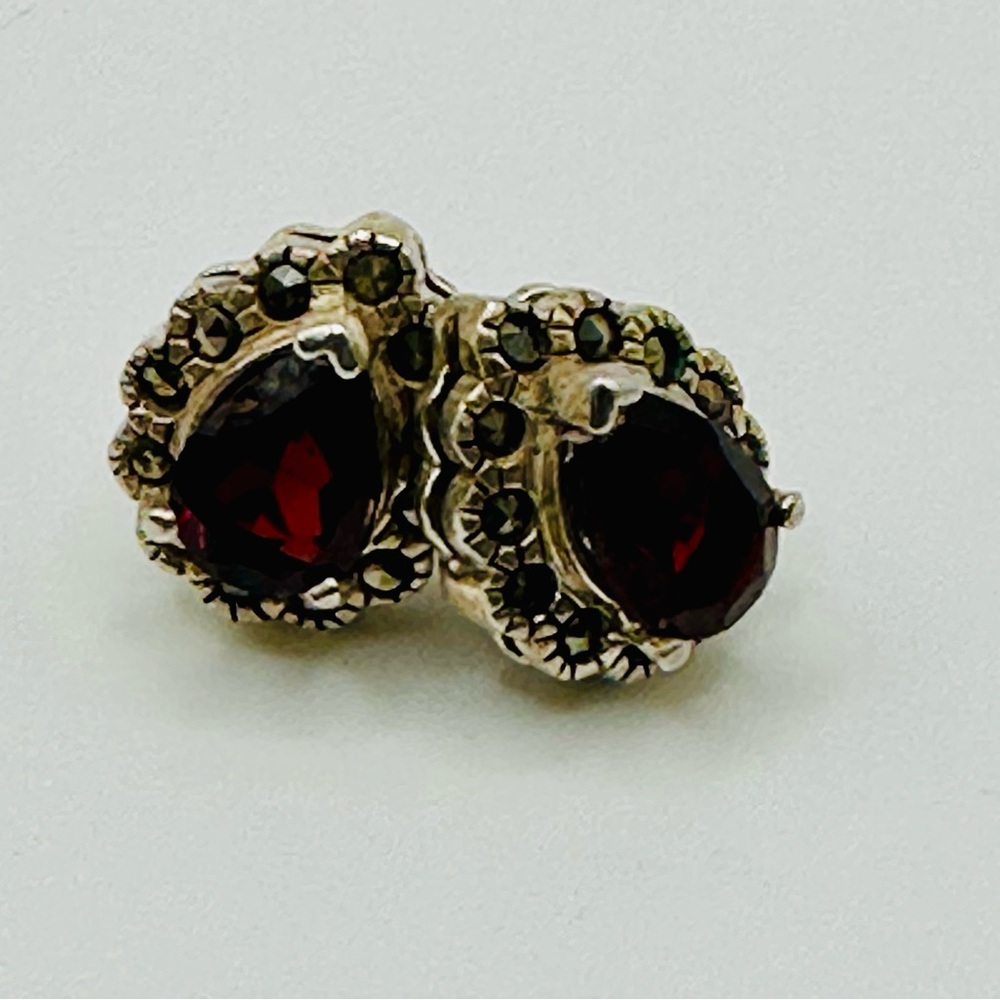 Sterling Silver 925 Garnet Red Earrings Pear Teardrop Marcasite Ornate Prong Vtg